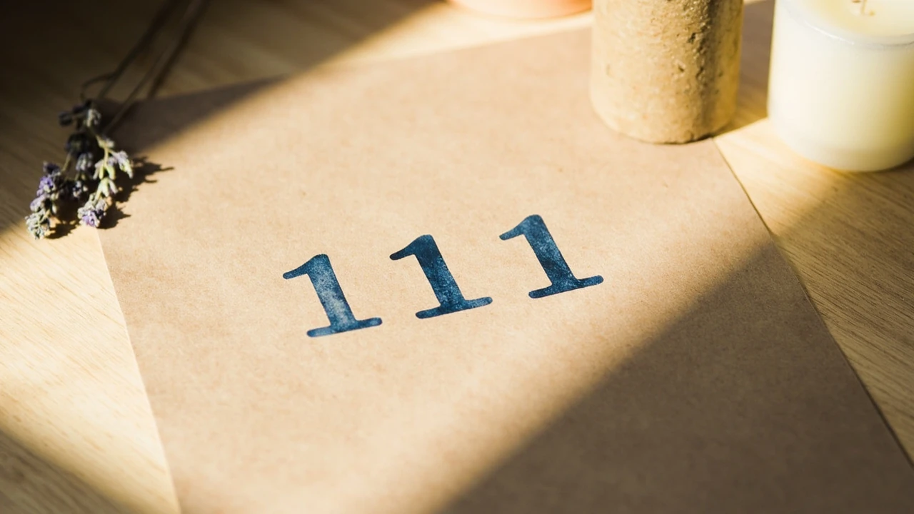 1111 Bedeutung: Was die Zahl 1111 in Numerologie und Alltag wirklich meint
